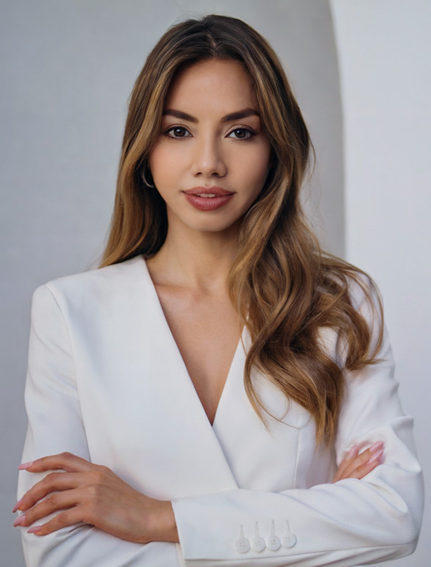 https://oconversion.com/wp-content/uploads/2025/09/Tuyen-Anais-Jasmine-Leading-Global-E-Commerce-1.jpg